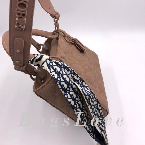 Женская сумка Christian Dior (Кристиан Диор) B107440