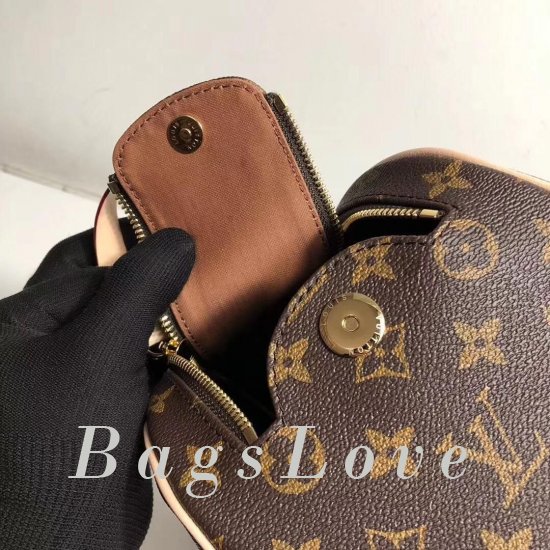 Клатч Louis Vuitton B107601