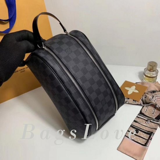 Клатч Louis Vuitton B107602