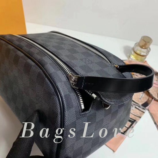 Клатч Louis Vuitton B107602