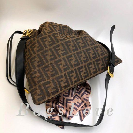 Женская сумка Fendi (Фенди) B107637