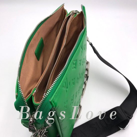 Клатч Louis Vuitton B107662