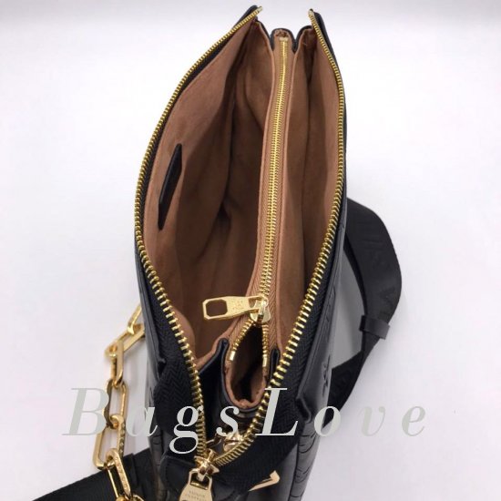 Клатч Louis Vuitton B107665