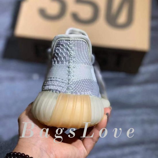 Женские кроссовки Adidas (Адидас) B201997