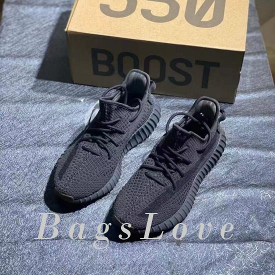 Женские кроссовки Adidas (Адидас) B201998