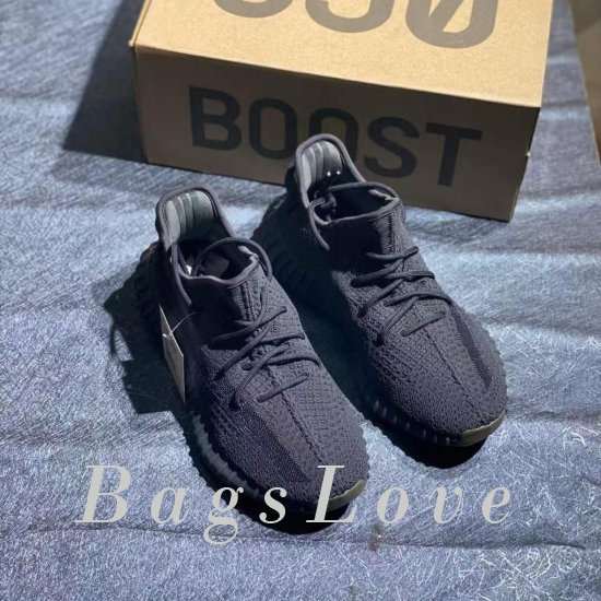 Женские кроссовки Adidas (Адидас) B201998