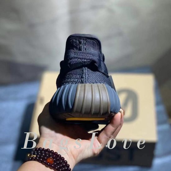 Женские кроссовки Adidas (Адидас) B201998