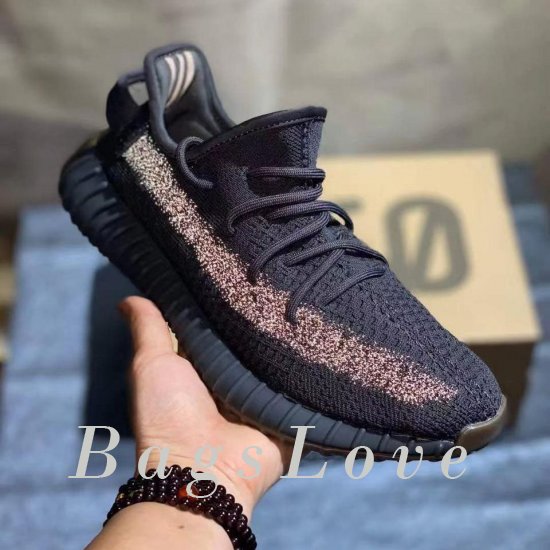 Женские кроссовки Adidas (Адидас) B202001