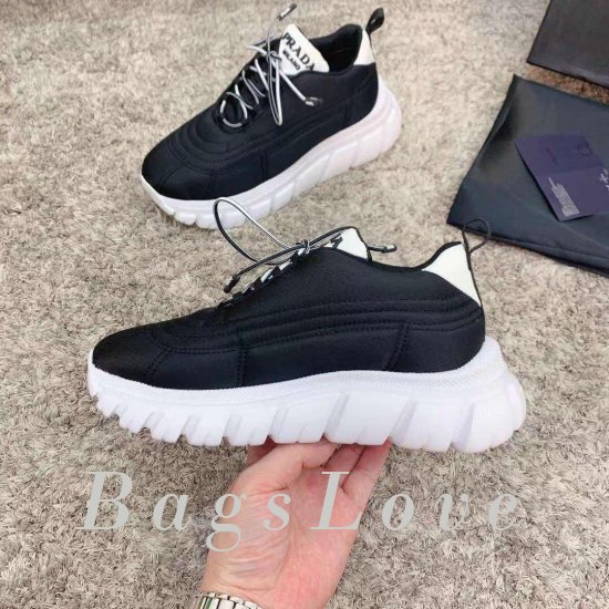 Женские кроссовки Prada B107724