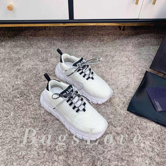 Женские кроссовки Prada B107725