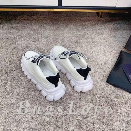 Женские кроссовки Prada B107725