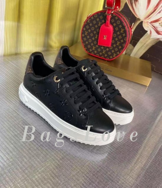 Женские кроссовки Louis Vuitton B107729