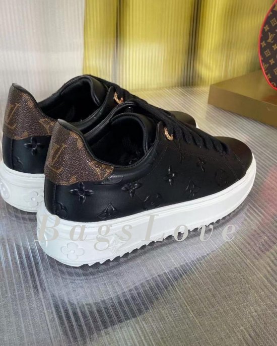 Женские кроссовки Louis Vuitton B107729