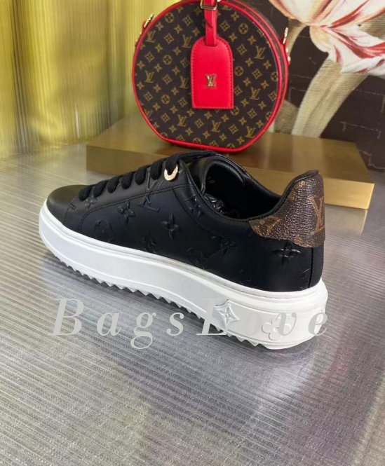 Женские кроссовки Louis Vuitton B107729