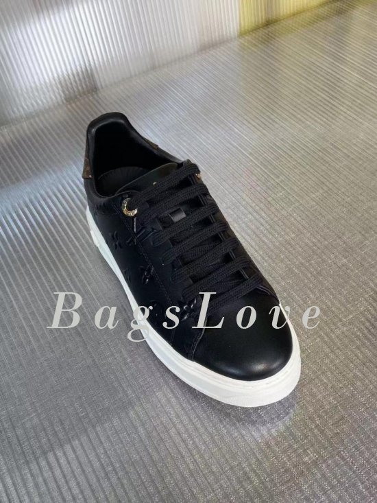 Женские кроссовки Louis Vuitton B107729