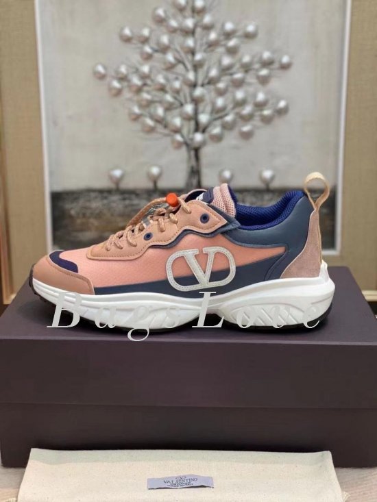 Женские кроссовки Valentino B107735