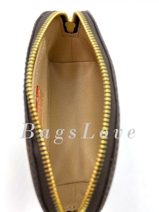 Женская косметичка Louis Vuitton B107781