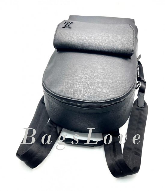 Мужской рюкзак Louis Vuitton B107820