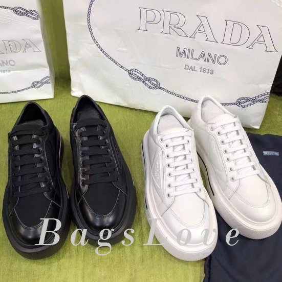 Женские кроссовки Prada B107822