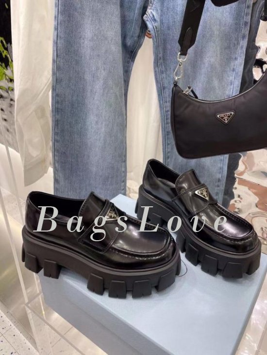 Женские ботинки Prada B107825