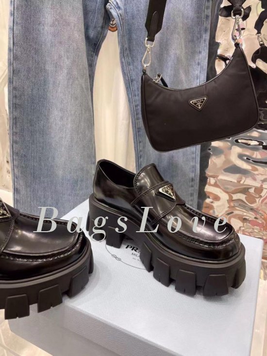 Женские ботинки Prada B107825