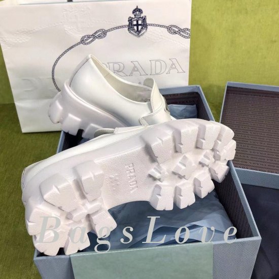 Женские ботинки Prada B107826