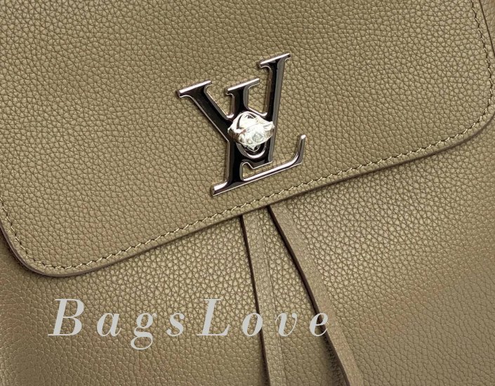 Женский рюкзак Louis Vuitton B107865