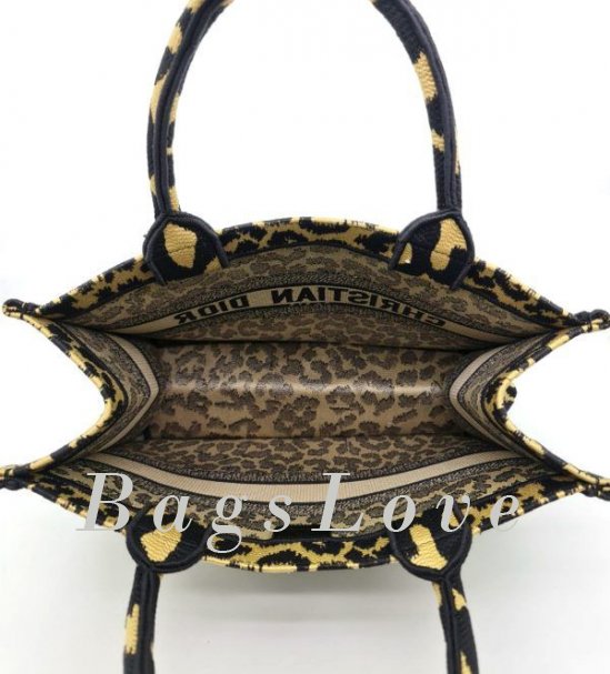 Женская сумка Christian Dior B107897