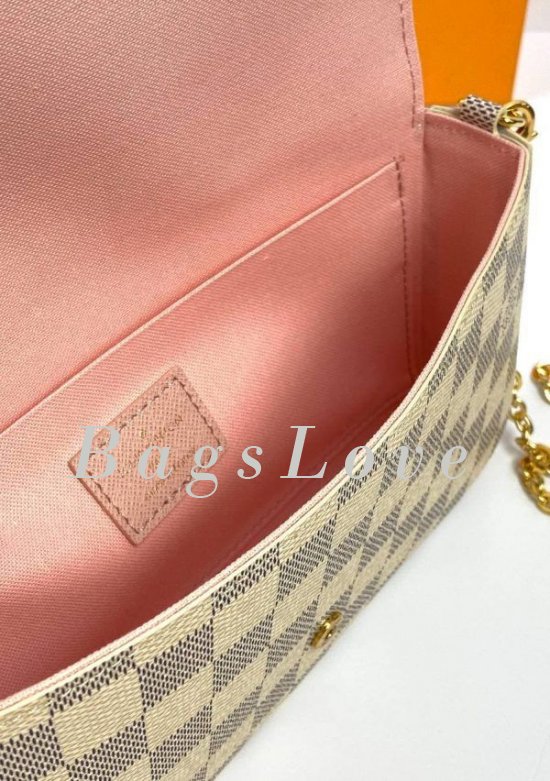 Женская сумка Louis Vuitton B108047