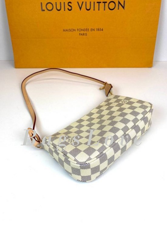 Женская сумка Louis Vuitton B108061