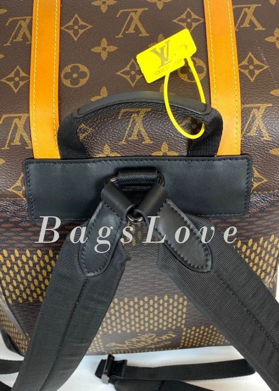 Мужской рюкзак Louis Vuitton B108088