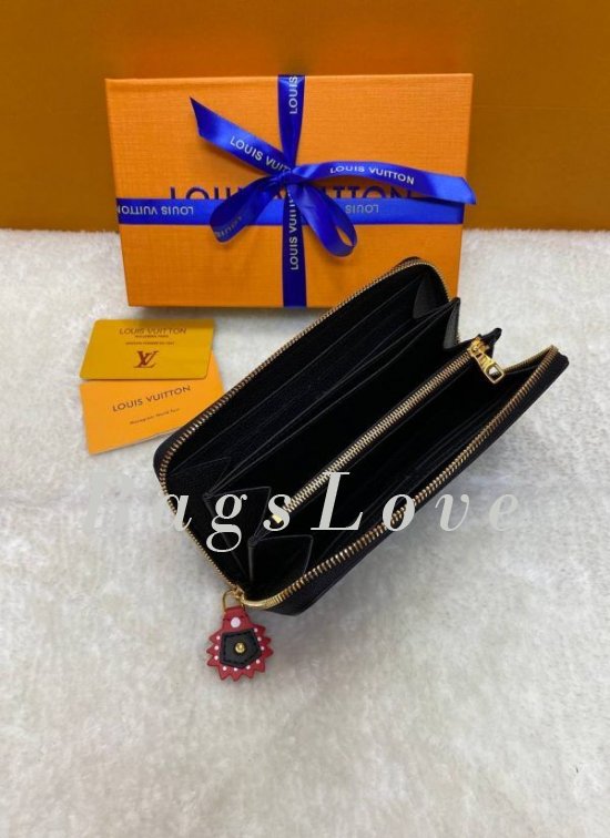 Женский кошелек Louis Vuitton B108094