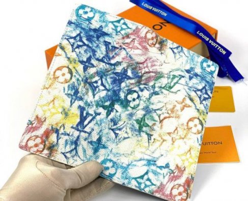 Кошелек Louis Vuitton B108107