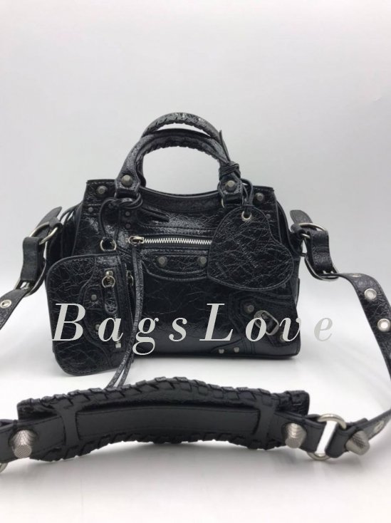 Сумка Balenciaga B108352