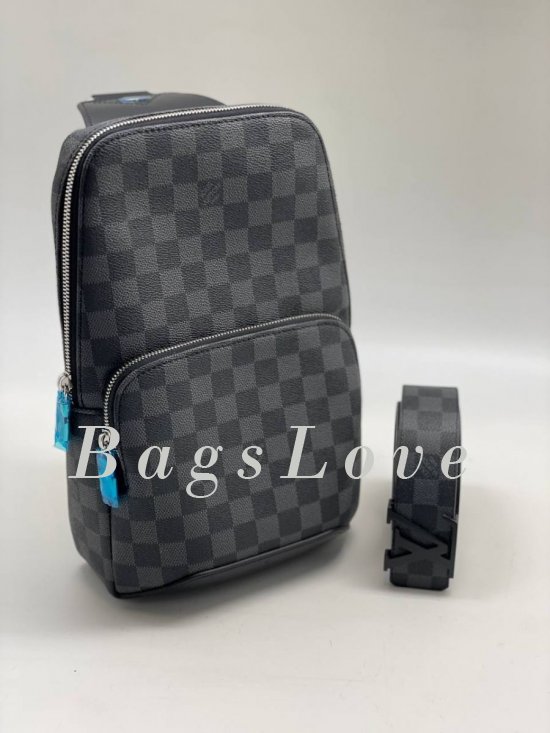 Сумка-слинг Louis Vuitton B108381