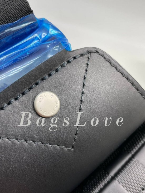 Сумка-слинг Louis Vuitton B108382