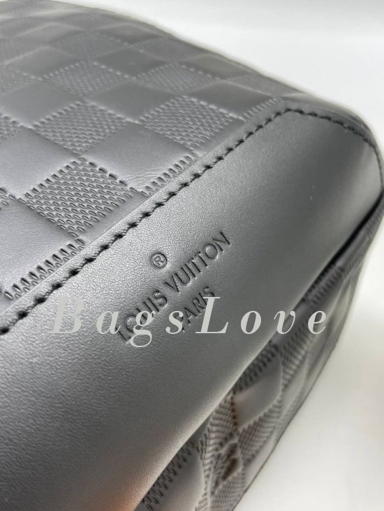 Сумка-слинг Louis Vuitton B108382