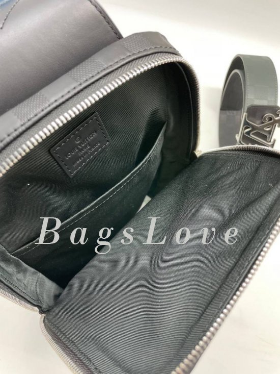 Сумка-слинг Louis Vuitton B108382