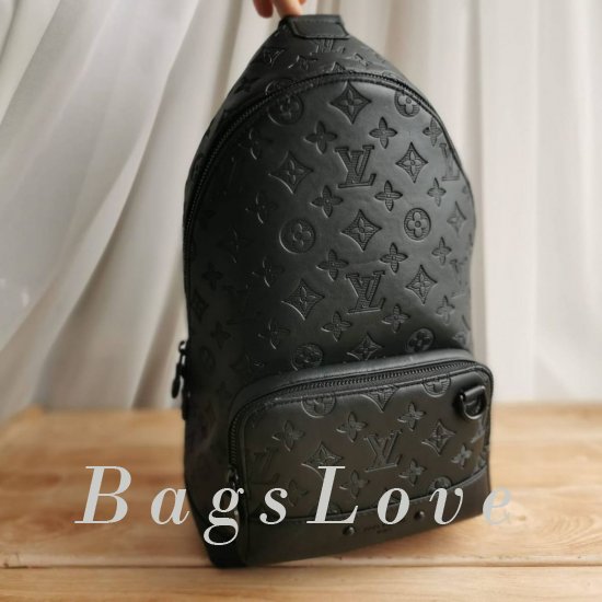 Сумка-слинг Louis Vuitton B108389