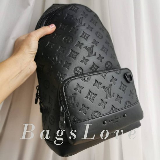 Сумка-слинг Louis Vuitton B108389