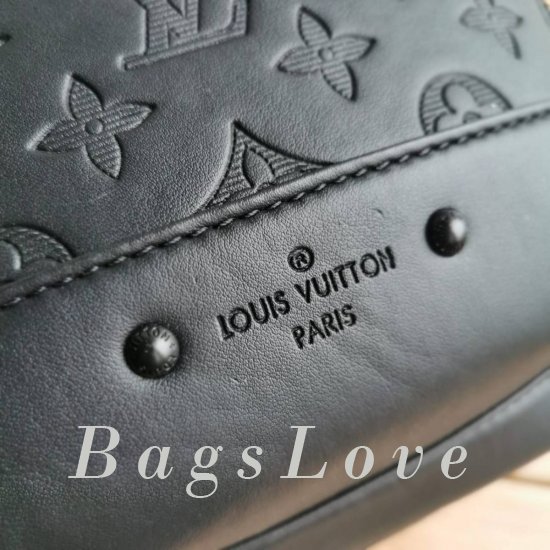 Сумка-слинг Louis Vuitton B108389