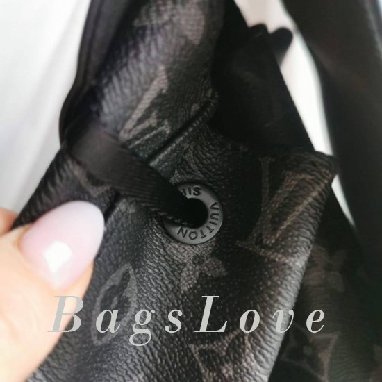 Рюкзак Louis Vuitton B108390