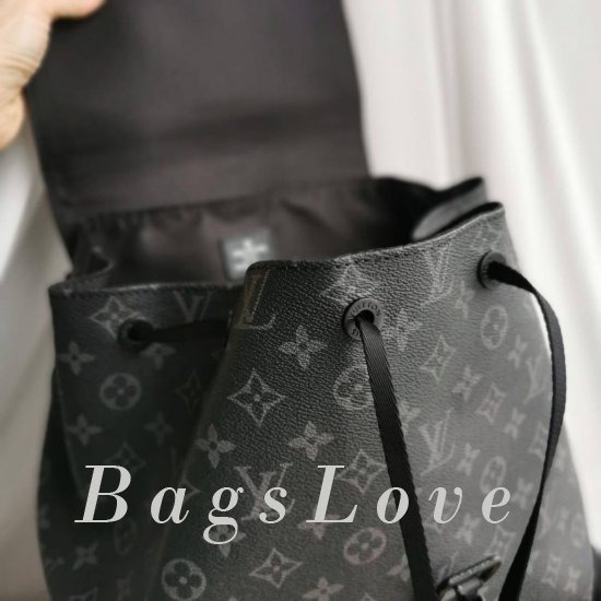 Рюкзак Louis Vuitton B108390