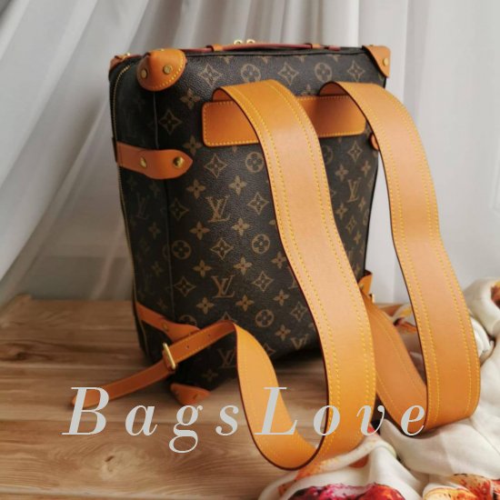 Рюкзак Louis Vuitton B108392