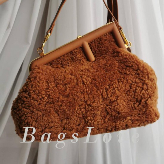 Сумка Fendi First B108401