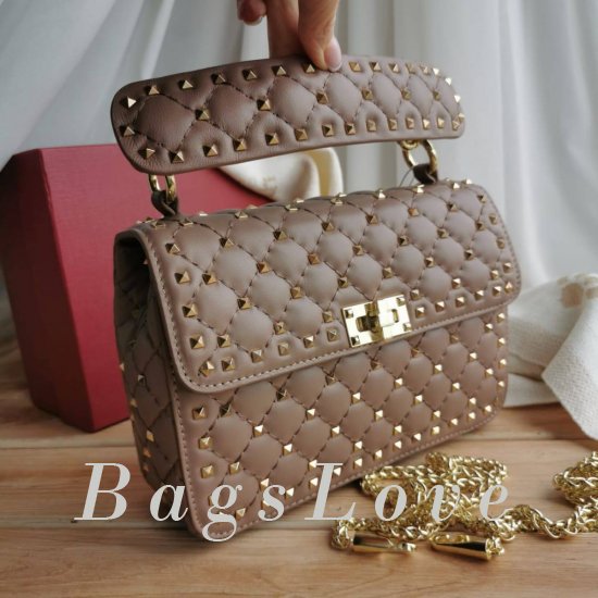 Сумка Valentino Garavani Stud B108421