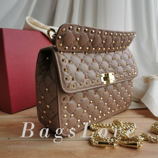 Сумка Valentino Garavani Stud B108421