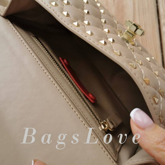 Сумка Valentino Garavani Stud B108424
