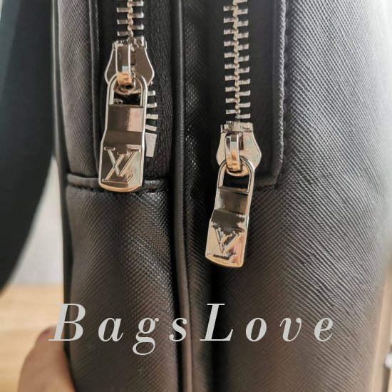 Рюкзак Louis Vuitton Avenue Sling B108485