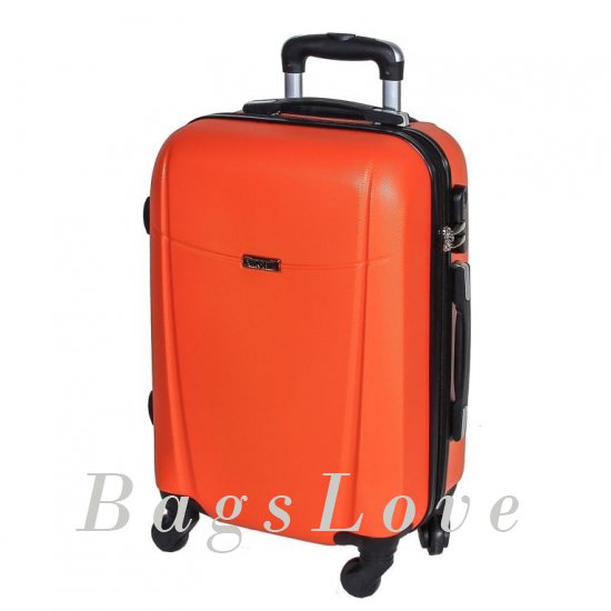 Чемодан BЧ000001 